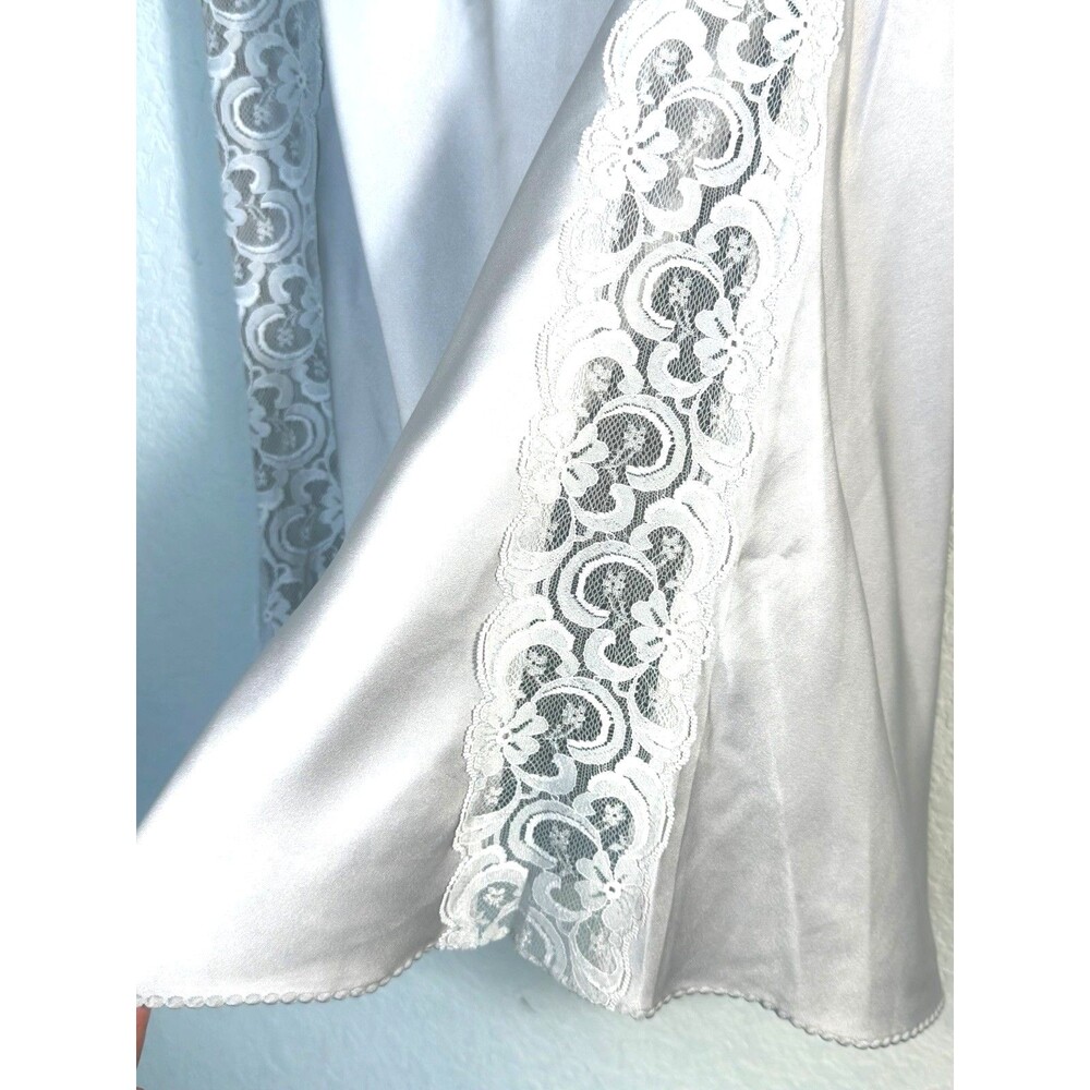 Vintage Westform Half Slip Skirt Medium Silver Gray Satin Wide Lace Sides USA - Picture 3 of 9